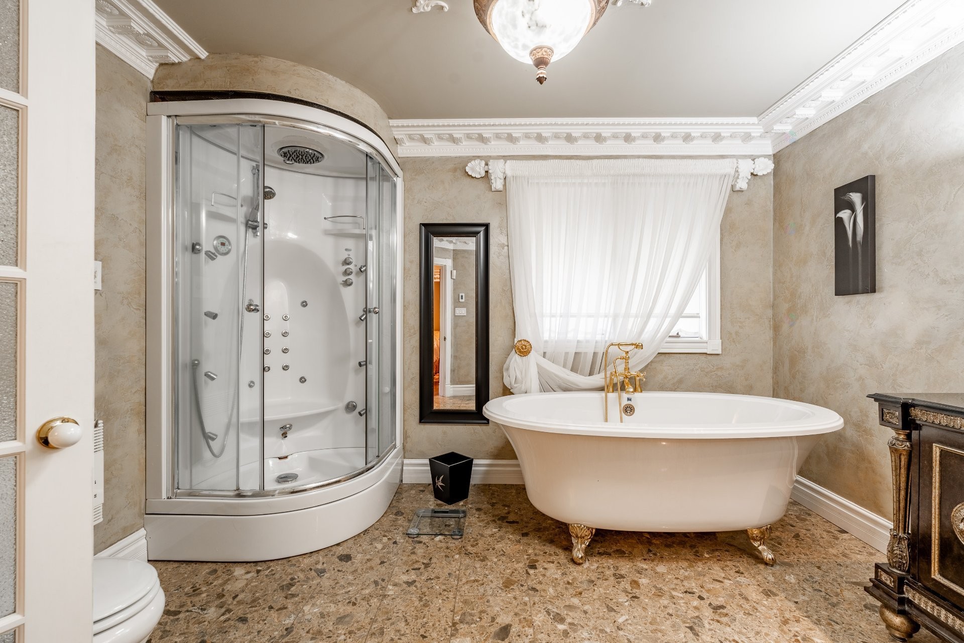 









234


Rue Plamondon

,
Repentigny (Repentigny),




QC
J6A7E4

