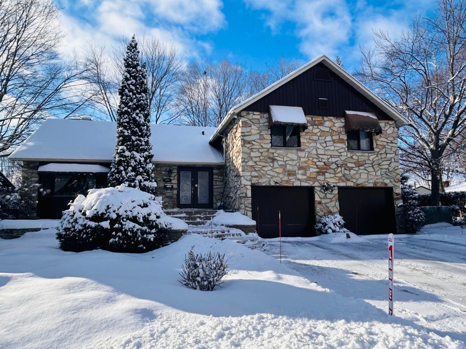 









234


Rue Plamondon

,
Repentigny (Repentigny),




QC
J6A7E4

