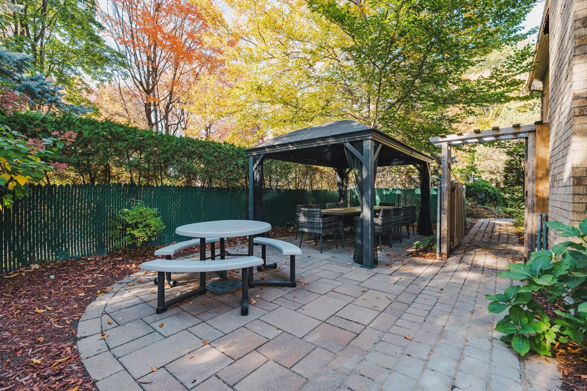 









234


Rue Plamondon

,
Repentigny (Repentigny),




QC
J6A7E4

