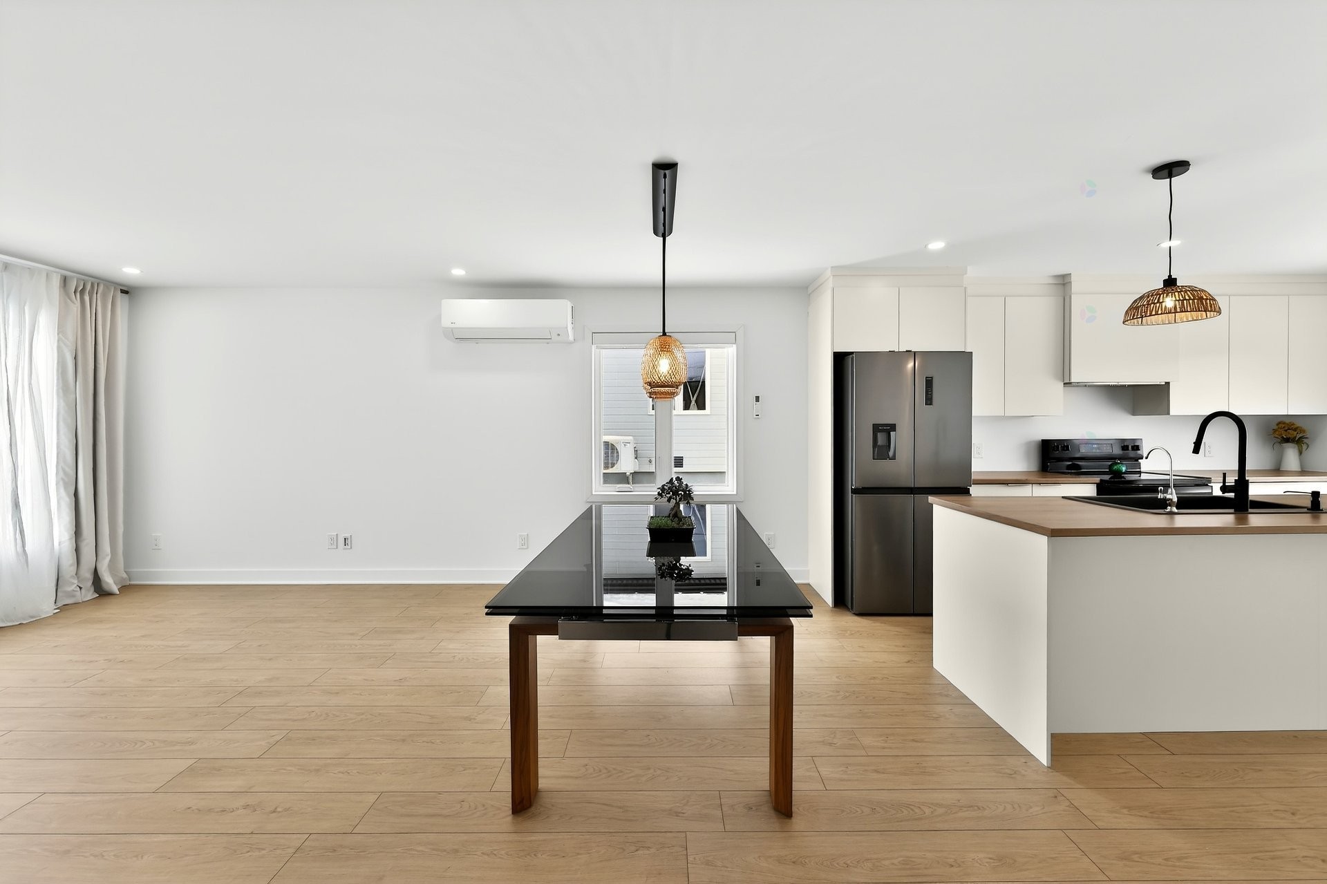 









3715


Rue Léon-Landry

,
Sainte-Julienne,




QC
J0K2T0

