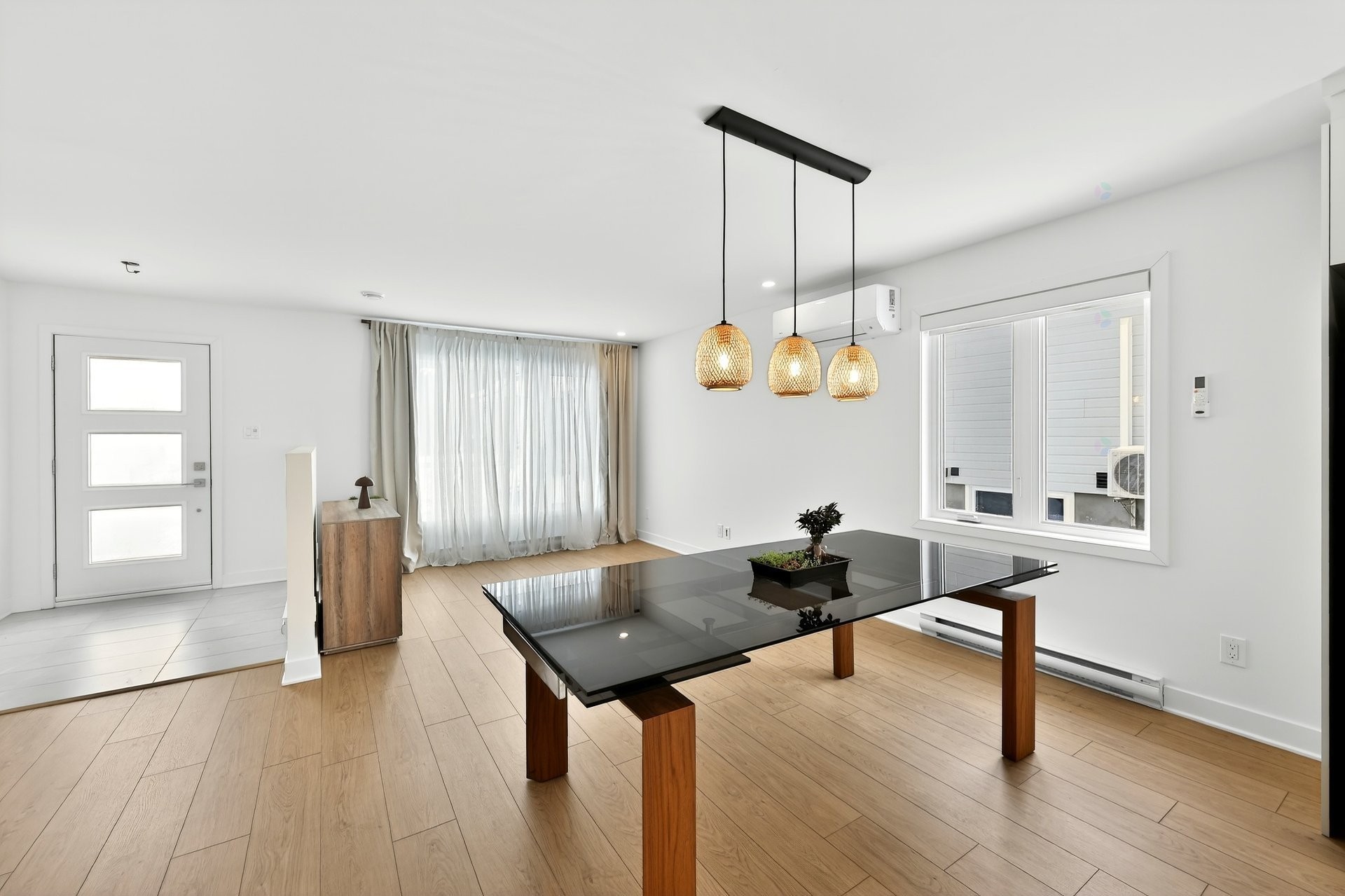 









3715


Rue Léon-Landry

,
Sainte-Julienne,




QC
J0K2T0


