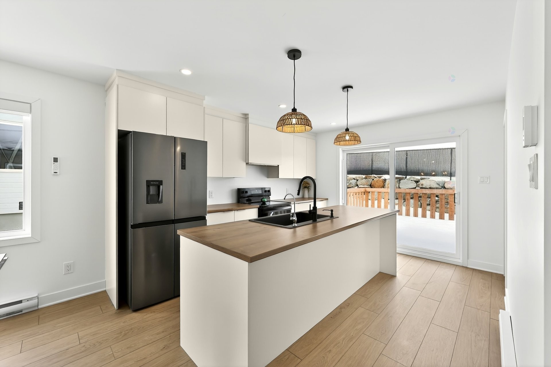 









3715


Rue Léon-Landry

,
Sainte-Julienne,




QC
J0K2T0

