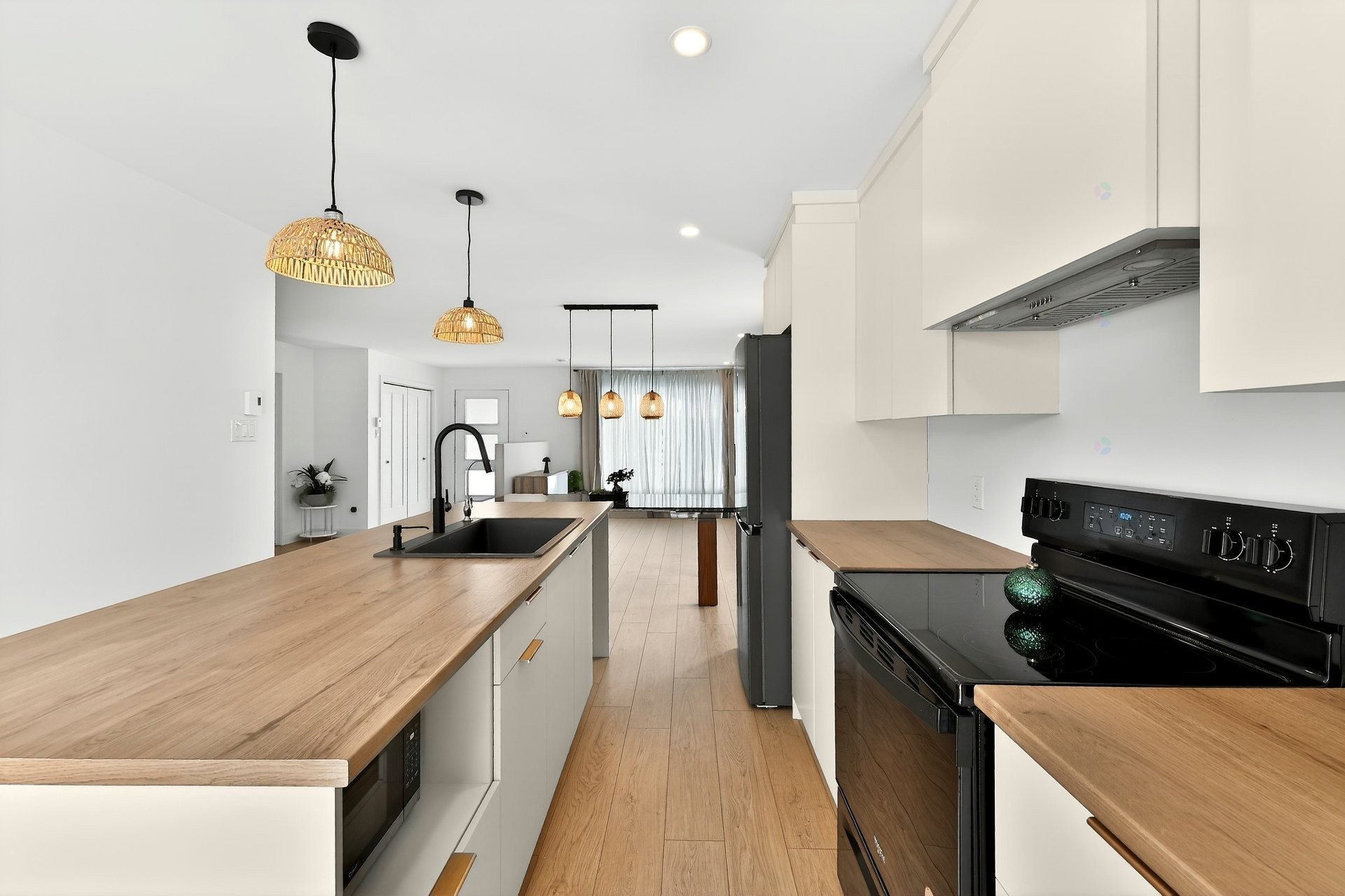 









3715


Rue Léon-Landry

,
Sainte-Julienne,




QC
J0K2T0

