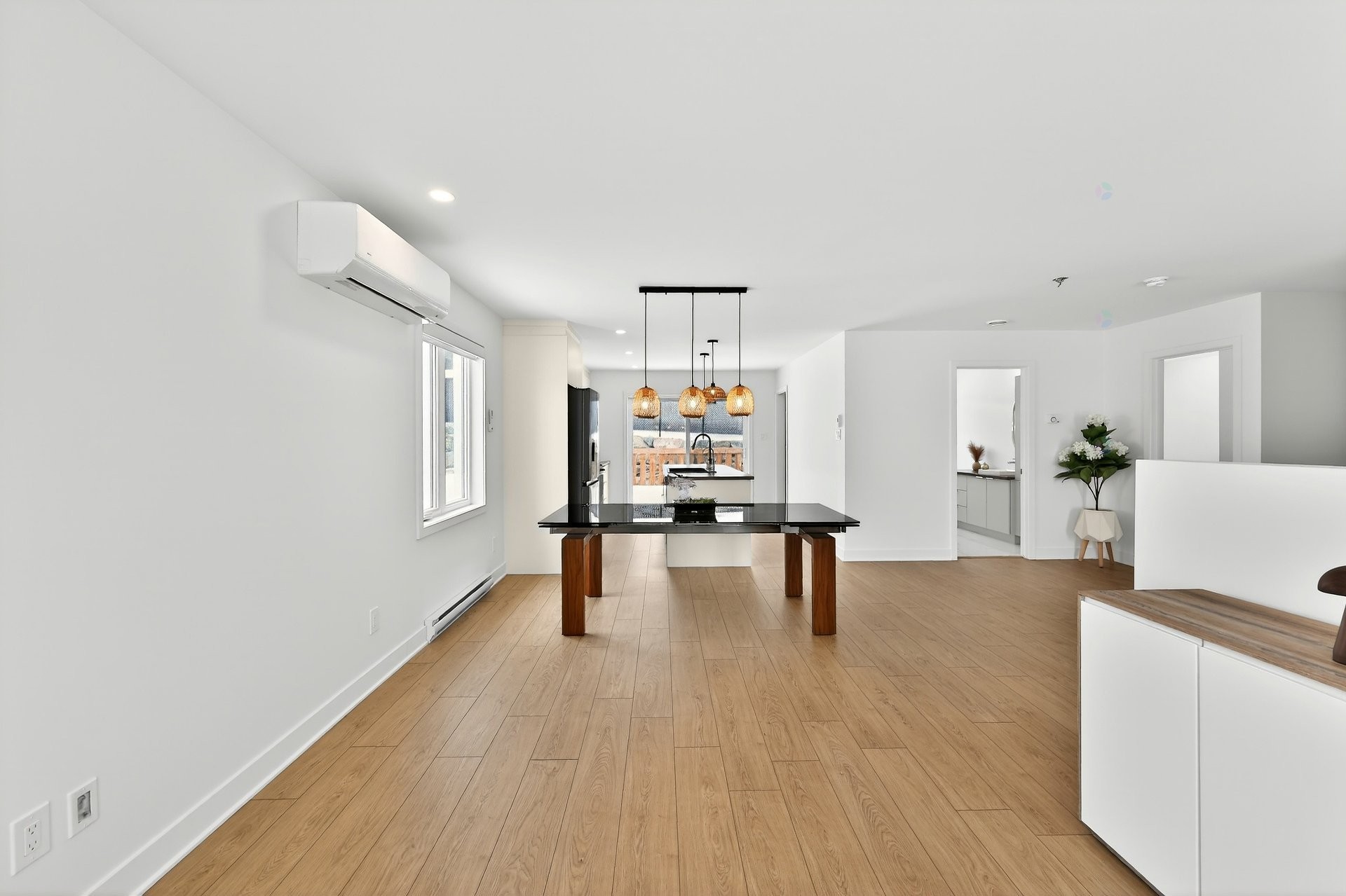 









3715


Rue Léon-Landry

,
Sainte-Julienne,




QC
J0K2T0

