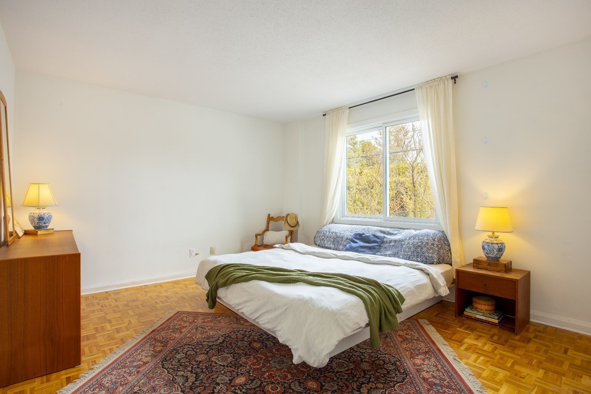 









552


Rue Foran

,
Gatineau (Aylmer),




QC
J9H5M2

