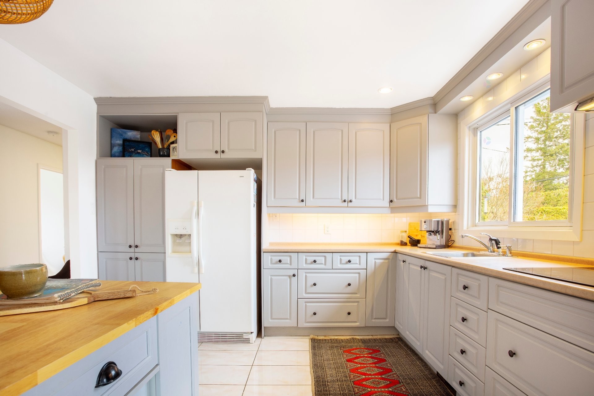 









552


Rue Foran

,
Gatineau (Aylmer),




QC
J9H5M2

