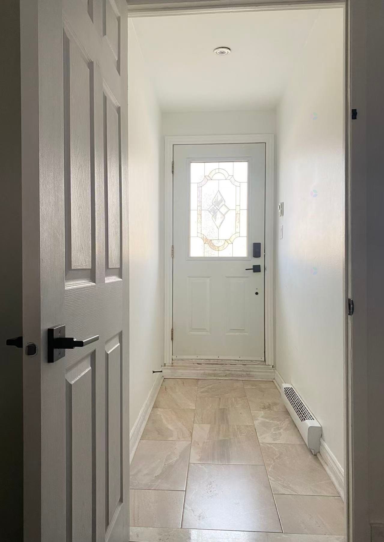 









590


Av. de Cherbourg

,
Laval (Chomedey),




QC
H7W4V6

