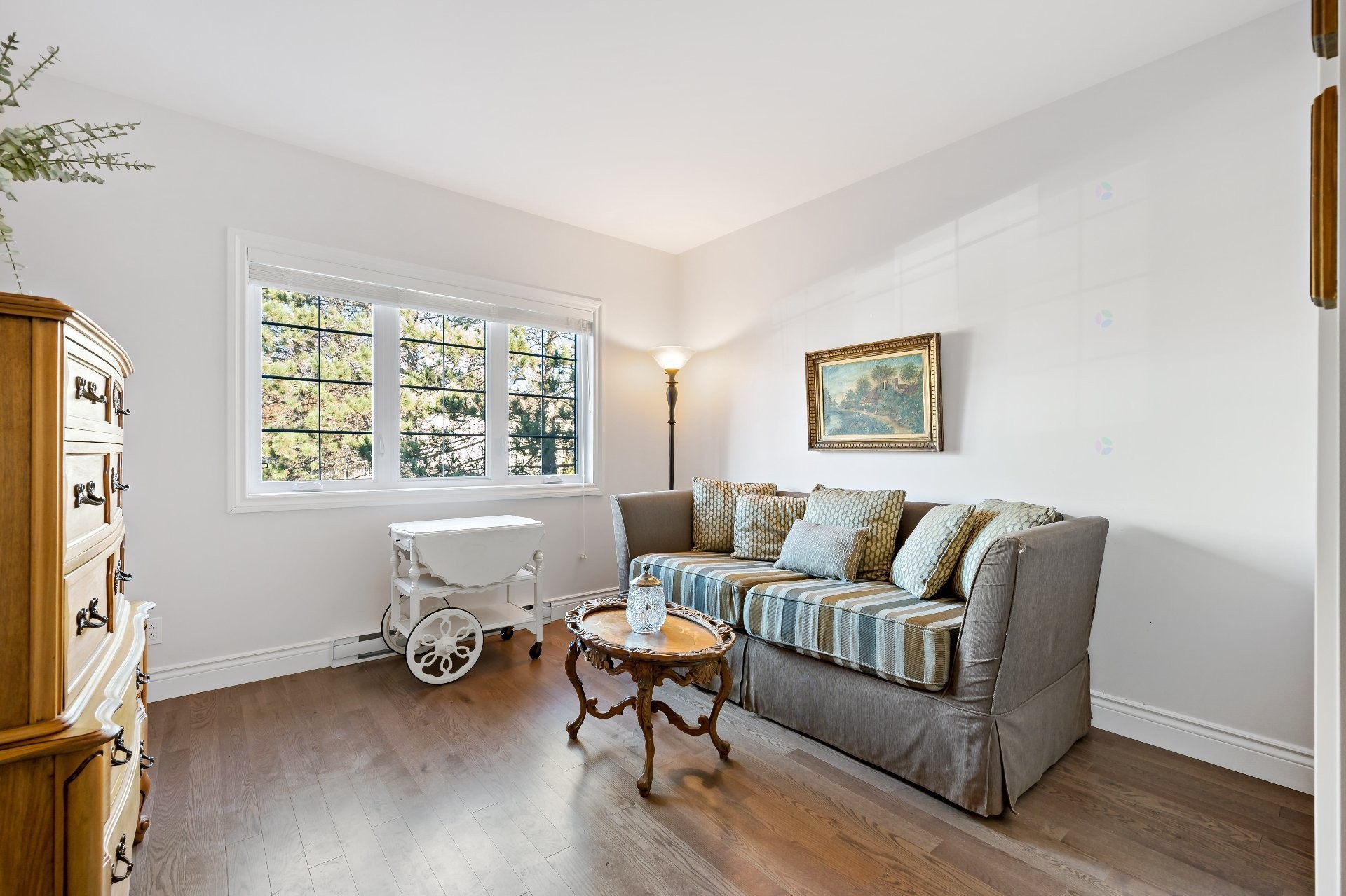 









1440


Rue Deguire

, 205,
Mont-Tremblant,




QC
J8E3C4

