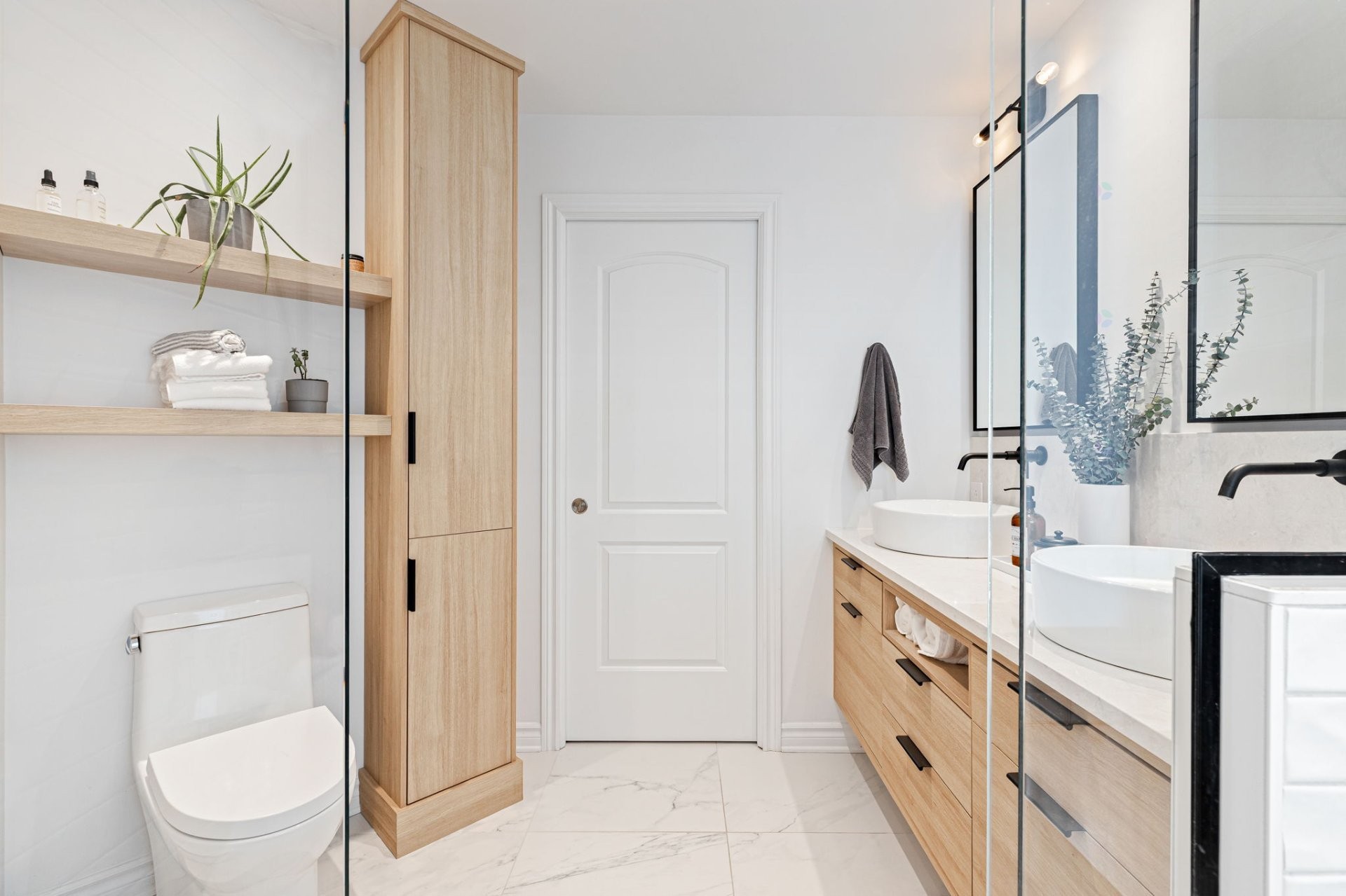 









2323


Rue Toscane

,
Longueuil (Le Vieux-Longueuil),




QC
J4N0B4

