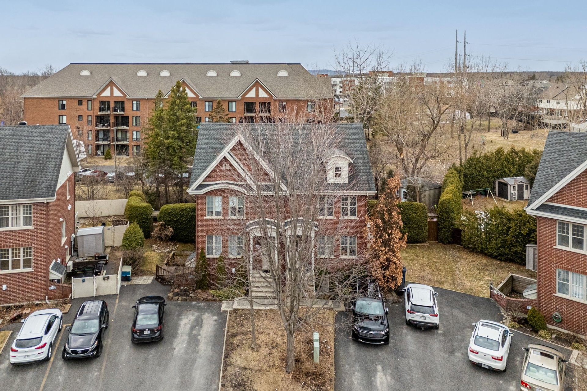 









2323


Rue Toscane

,
Longueuil (Le Vieux-Longueuil),




QC
J4N0B4

