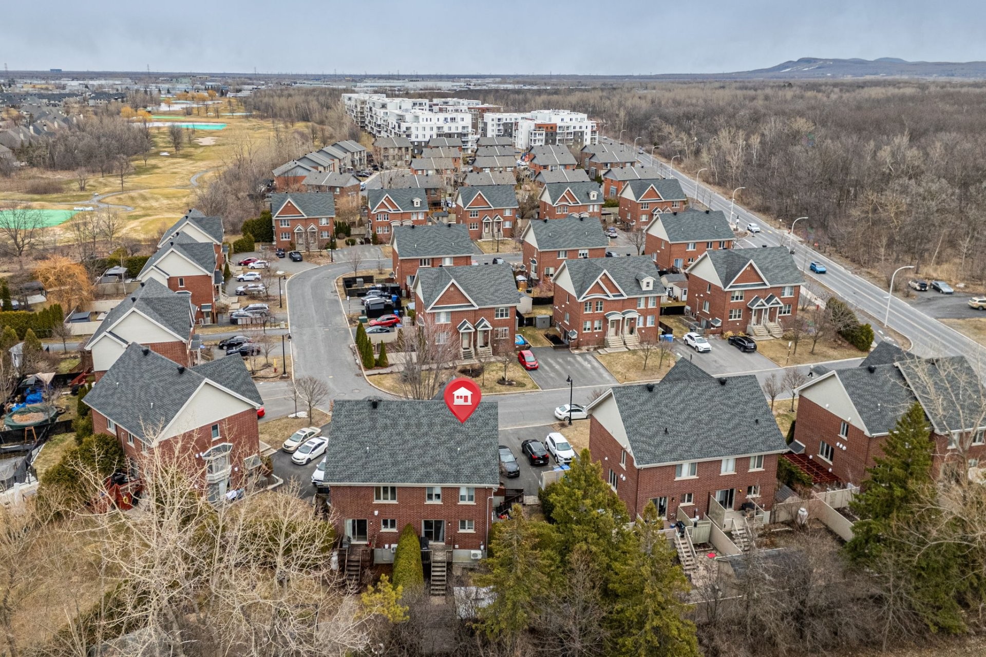 









2323


Rue Toscane

,
Longueuil (Le Vieux-Longueuil),




QC
J4N0B4

