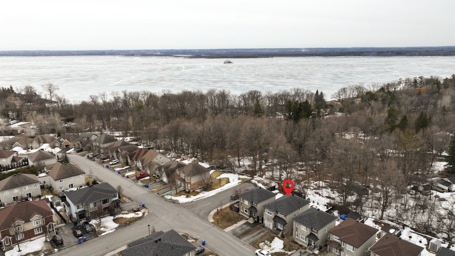 









128


Rue de la Lobo

,
Gatineau (Aylmer),




QC
J9J1K6

