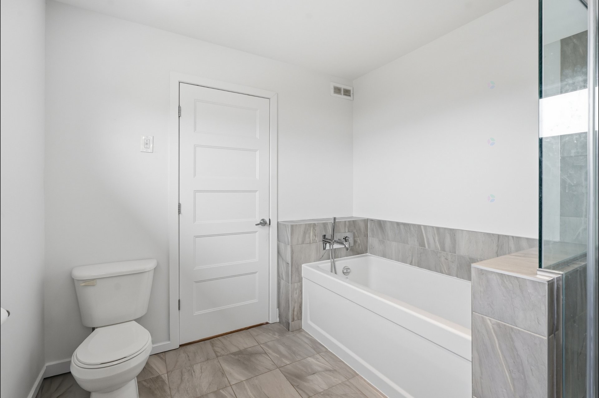 









128


Rue de la Lobo

,
Gatineau (Aylmer),




QC
J9J1K6

