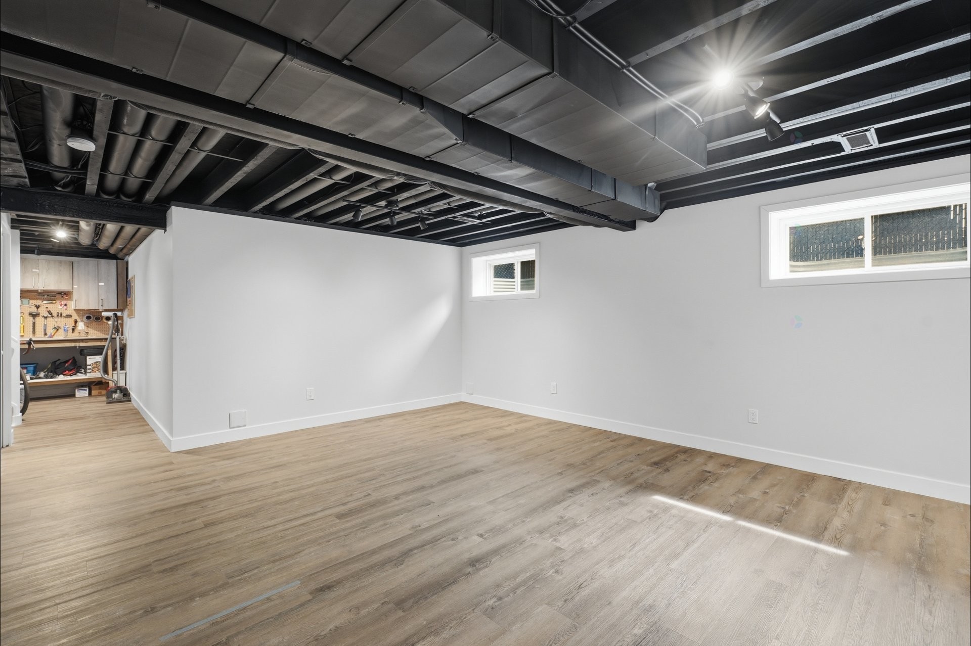 









128


Rue de la Lobo

,
Gatineau (Aylmer),




QC
J9J1K6

