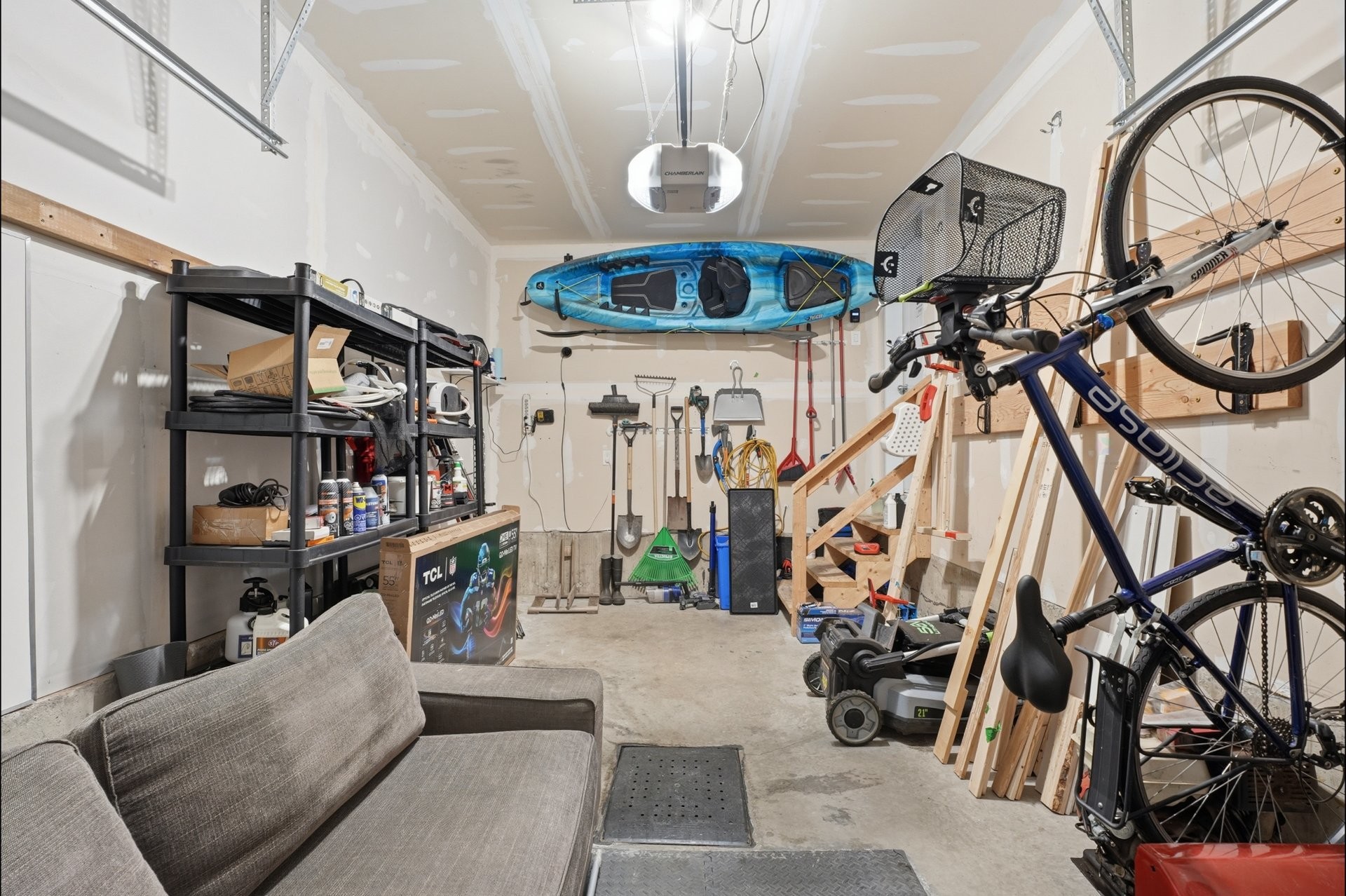 









128


Rue de la Lobo

,
Gatineau (Aylmer),




QC
J9J1K6

