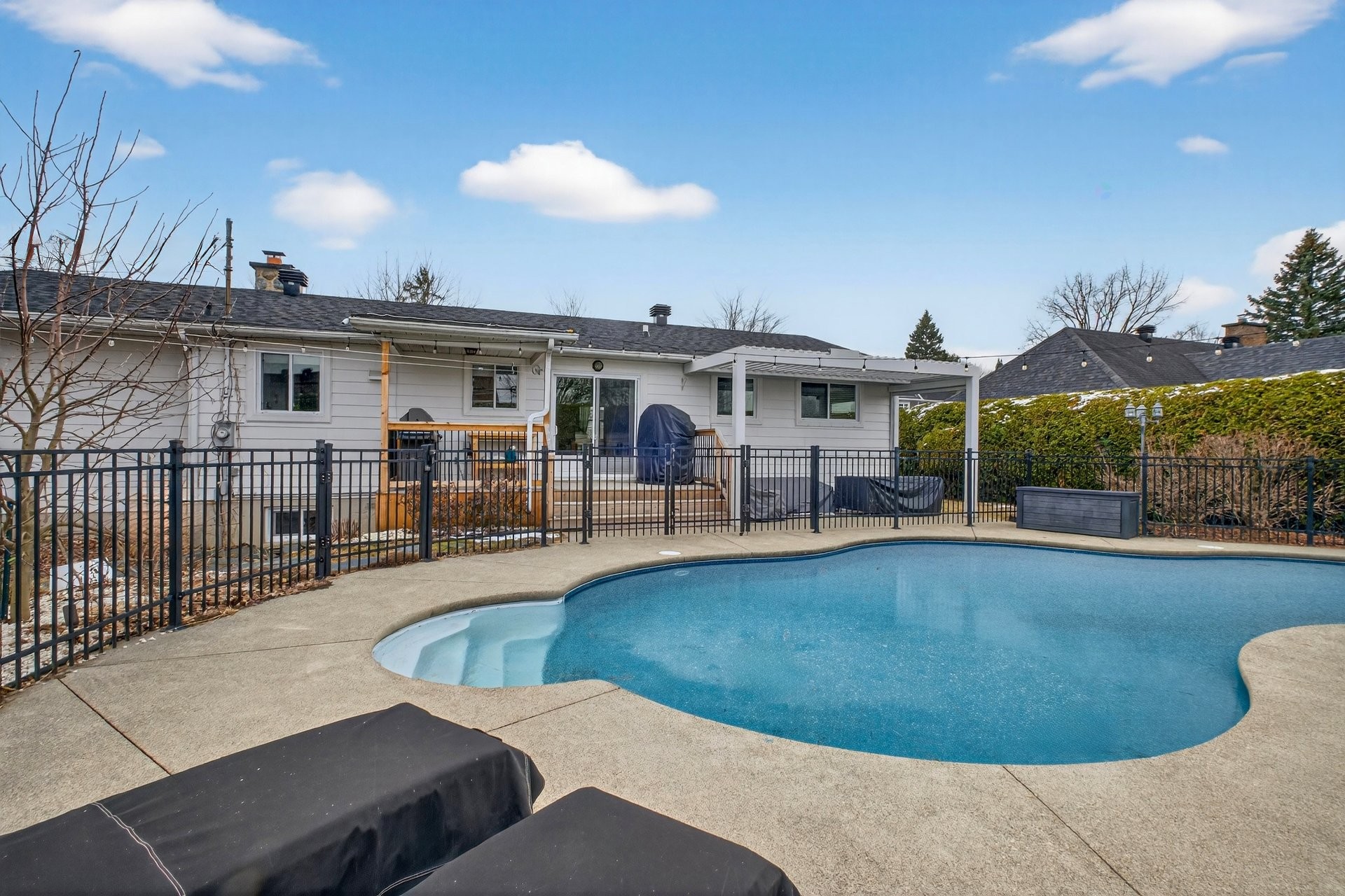 









2295


Rue O'neil

,
Sherbrooke (Les Nations),




QC
J1J1M4

