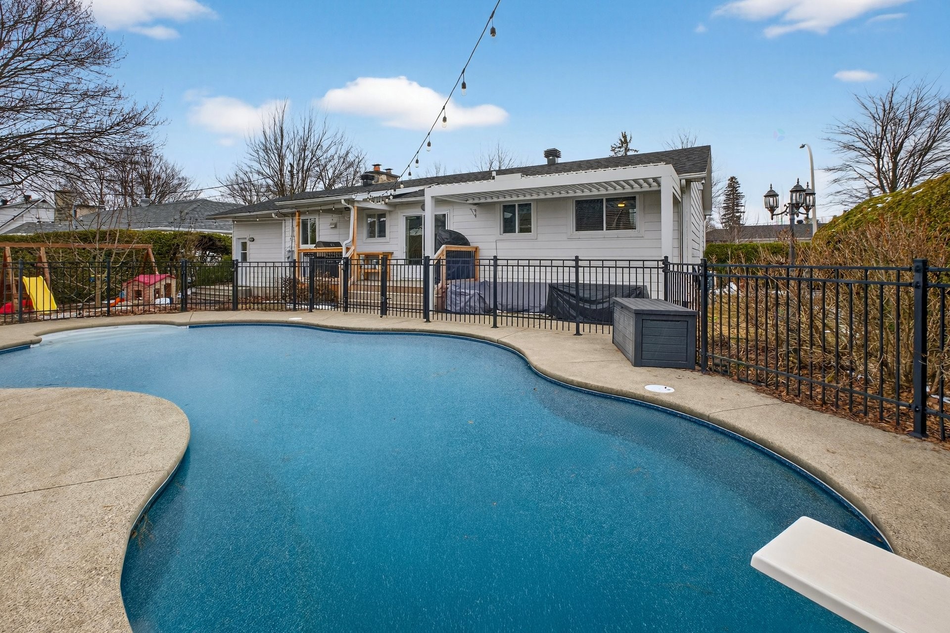









2295


Rue O'neil

,
Sherbrooke (Les Nations),




QC
J1J1M4

