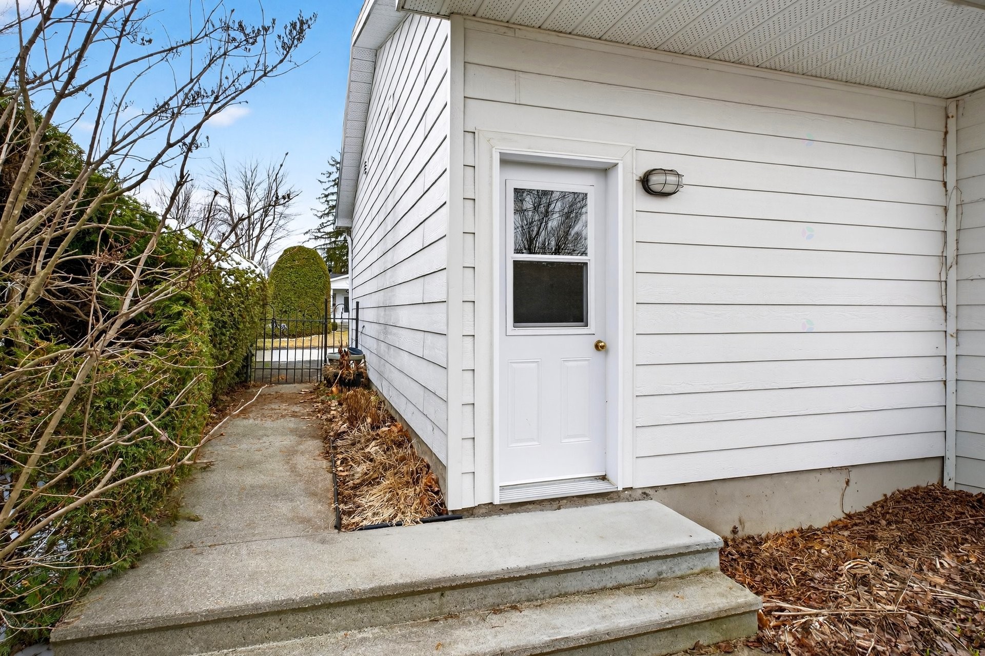 









2295


Rue O'neil

,
Sherbrooke (Les Nations),




QC
J1J1M4

