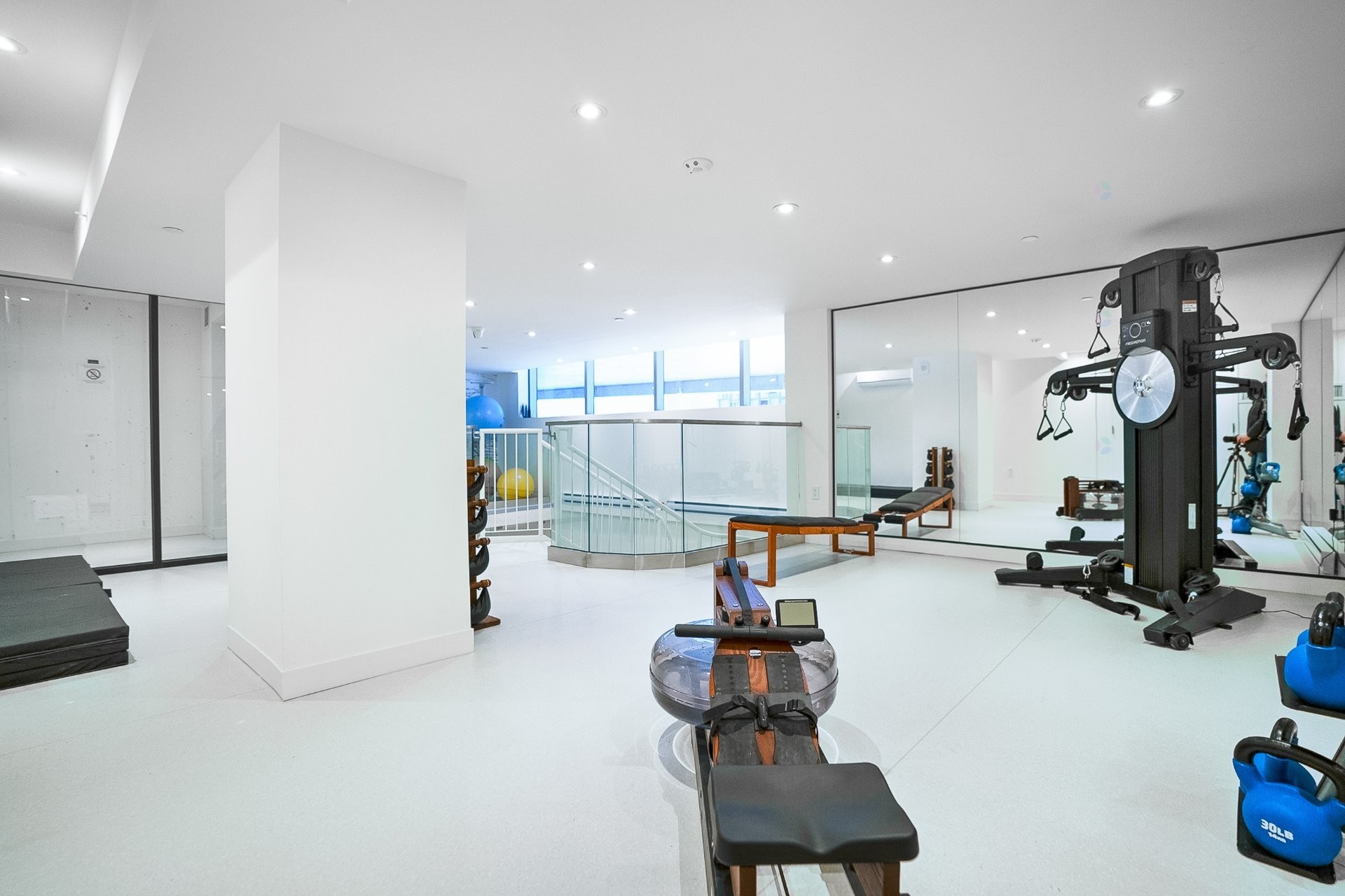 









360


Rue Mayor

, 1704,
Montréal (Ville-Marie),




QC
H3A0J4

