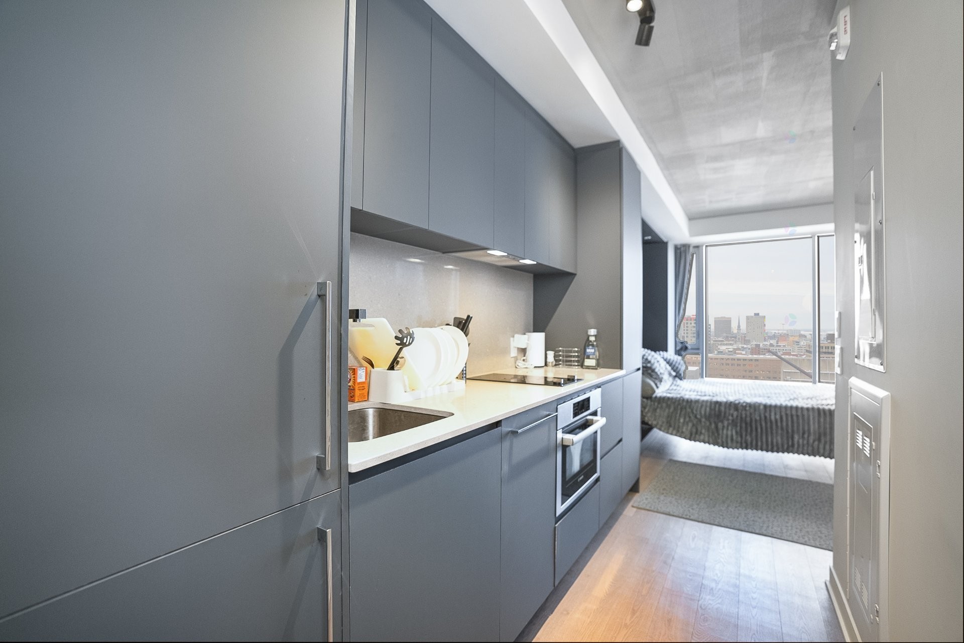 









360


Rue Mayor

, 1704,
Montréal (Ville-Marie),




QC
H3A0J4

