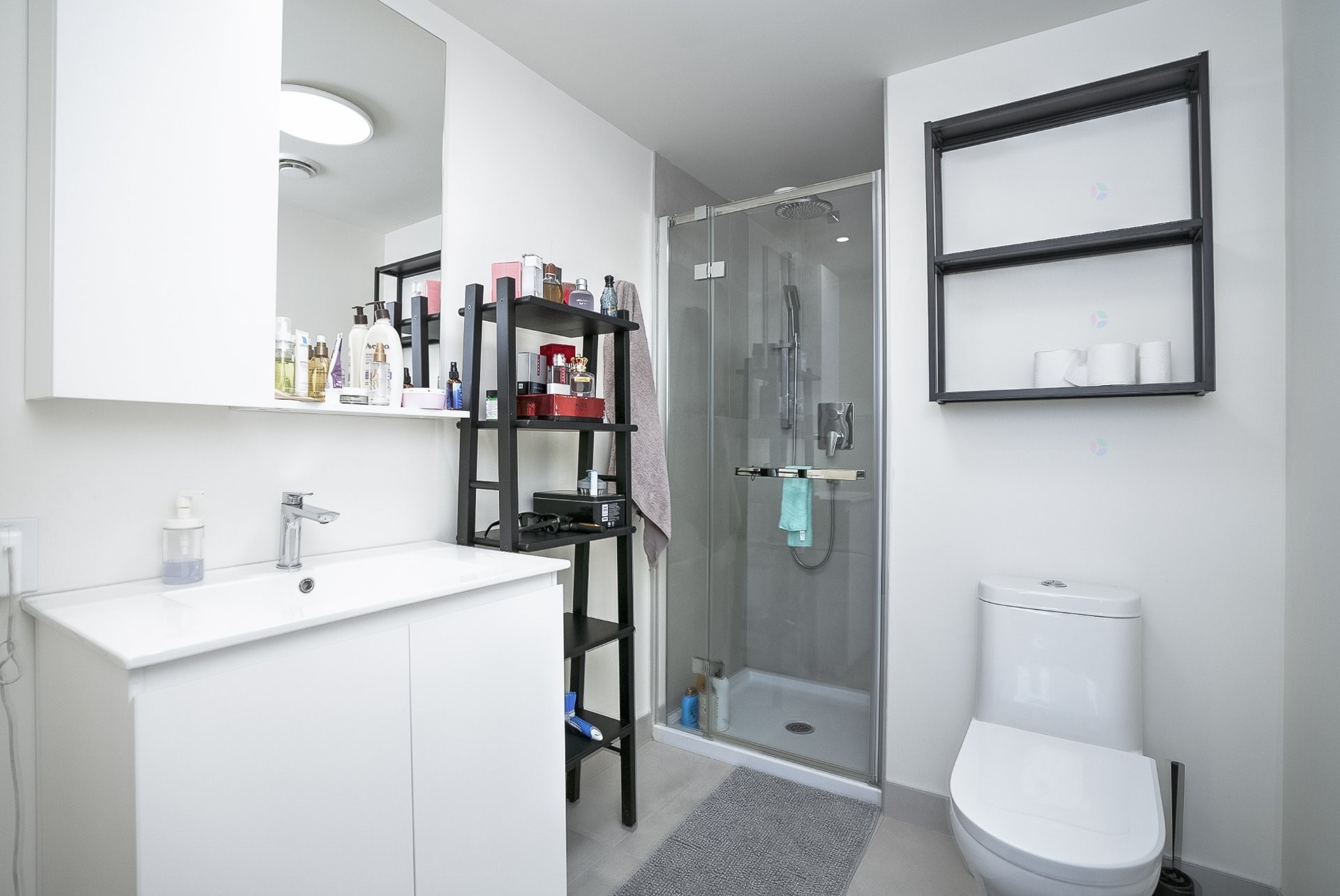 









360


Rue Mayor

, 1704,
Montréal (Ville-Marie),




QC
H3A0J4

