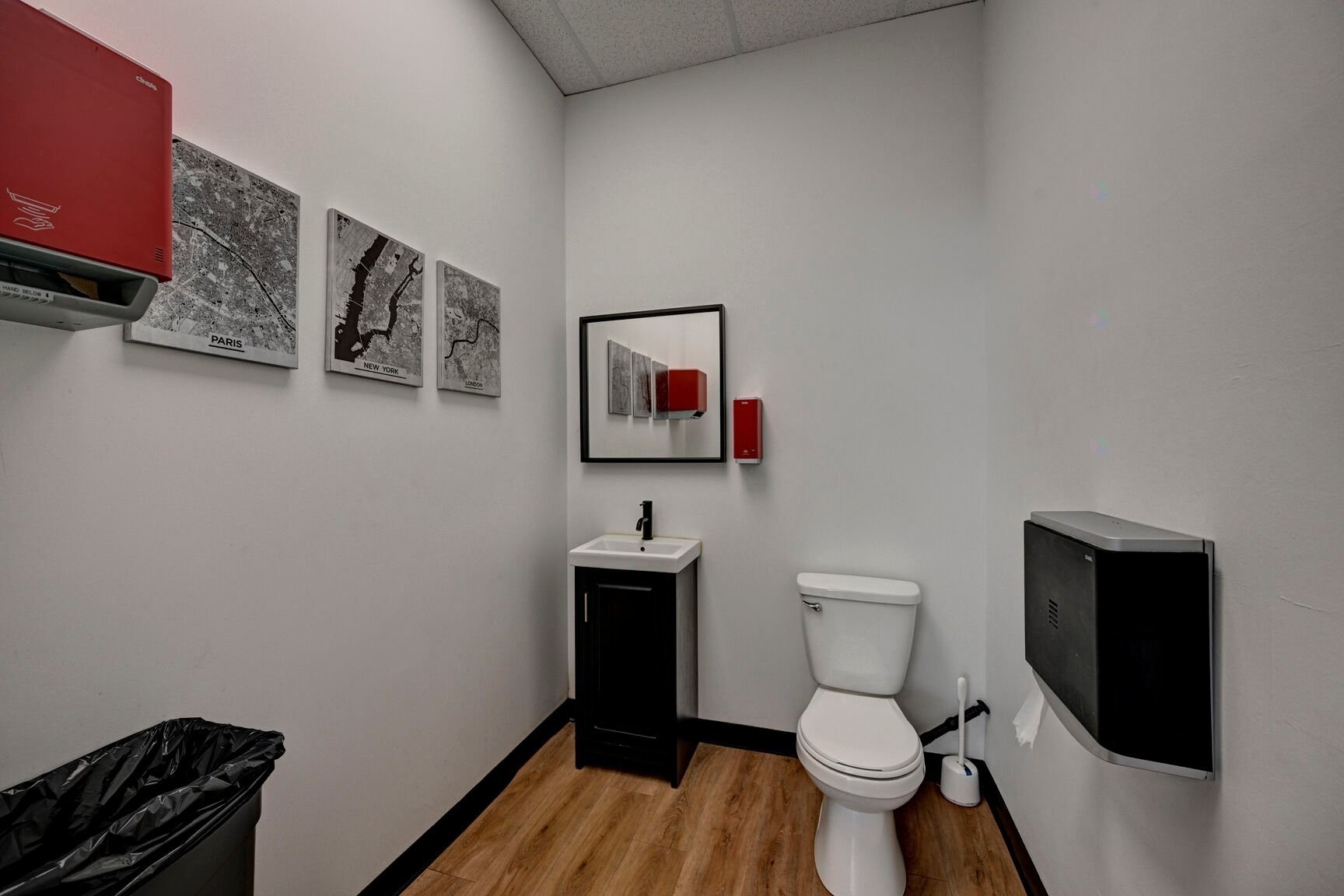 









1332


Rue Fleury E.

,
Montréal (Ahuntsic-Cartierville),




QC
H2C1R3

