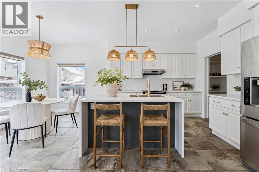 












130 COOPERSHAWK Street

,
Kitchener,




Ontario
N2K4J3

