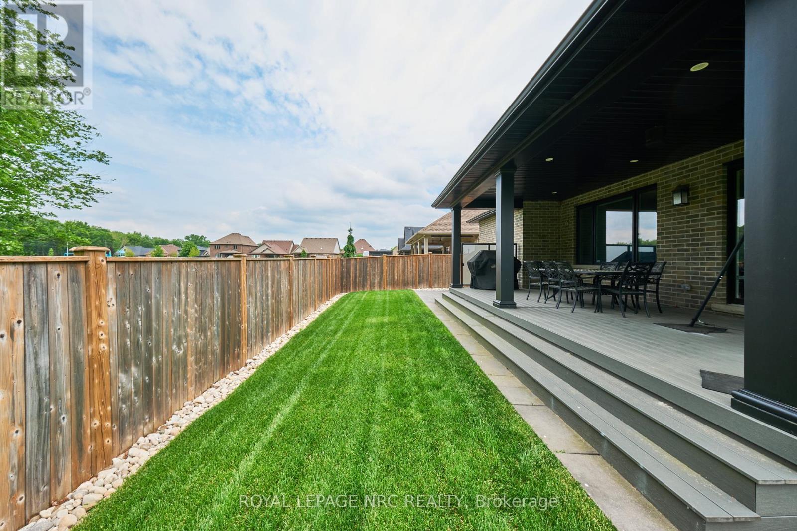 












2 MCFARLAND STREET

,
Thorold (Hurricane/Merrittville),




Ontario
L2V0J2

