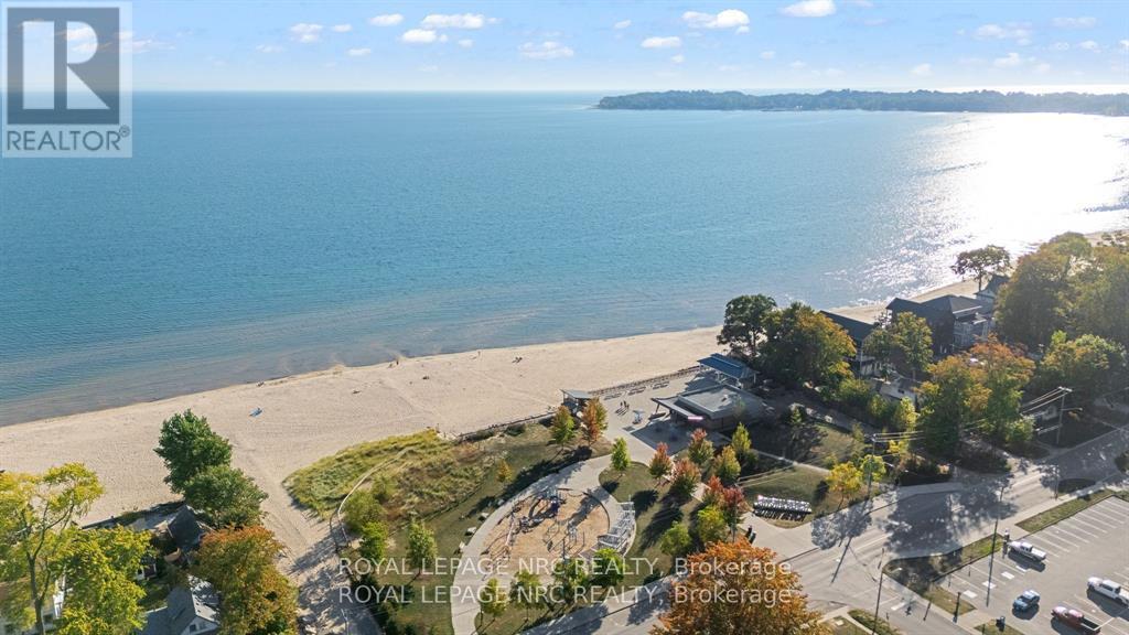 












281 ELMWOOD AVENUE

,
Fort Erie (Crystal Beach),




Ontario
L0S1B0

