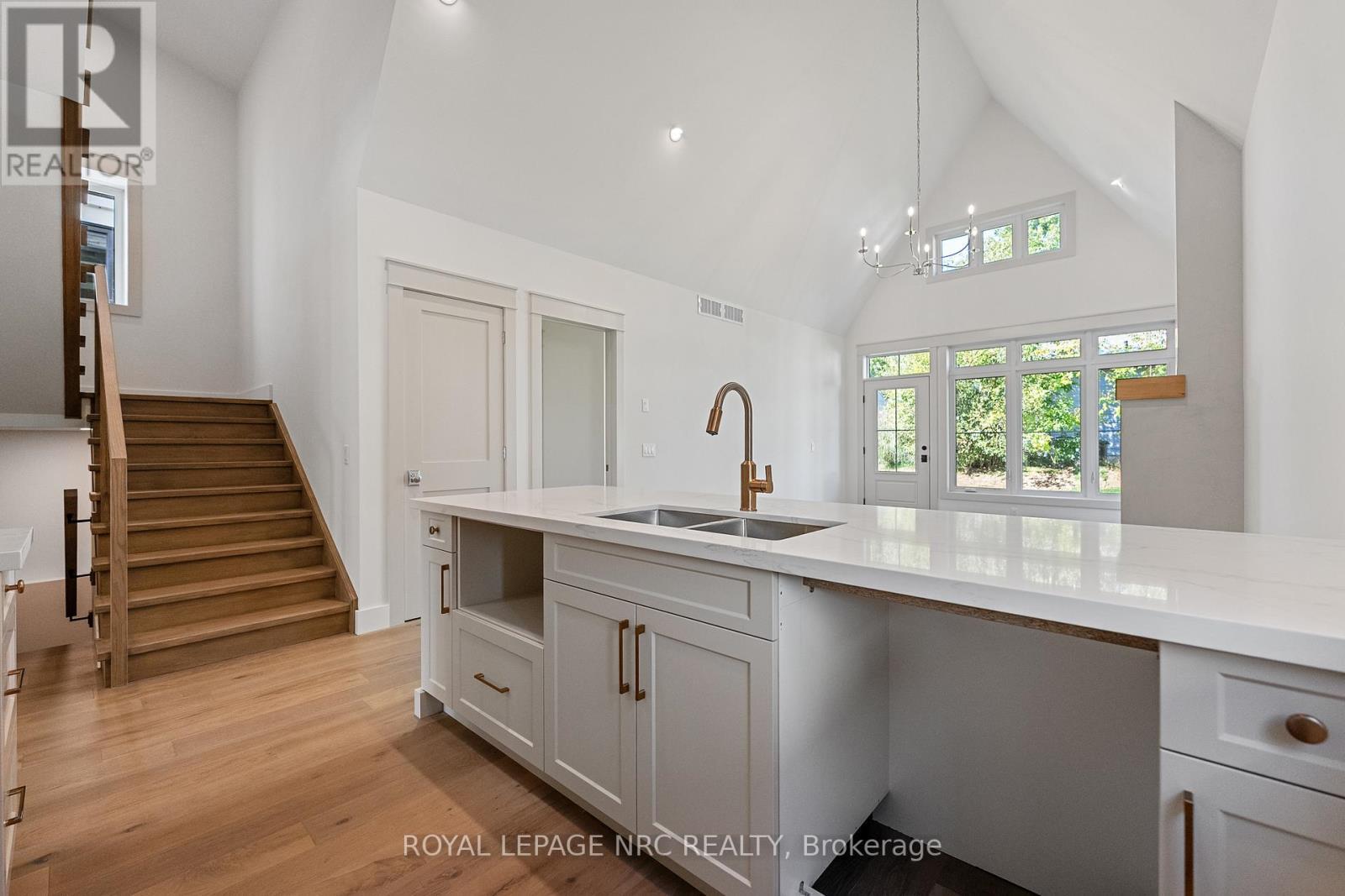 












4058 GLENSPRING ROAD

,
Fort Erie (Crystal Beach),




Ontario
L0S1B0

