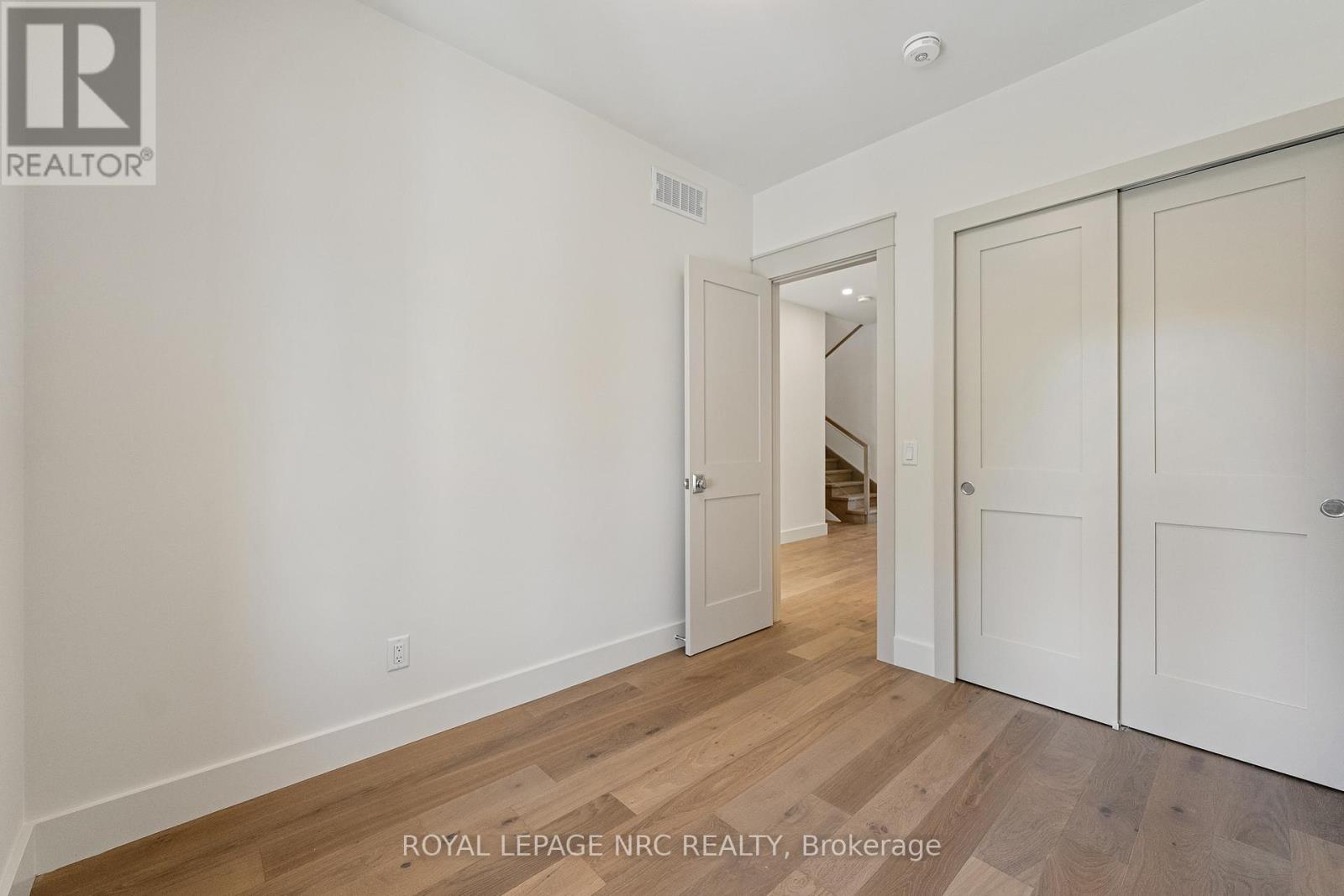 












4058 GLENSPRING ROAD

,
Fort Erie (Crystal Beach),




Ontario
L0S1B0

