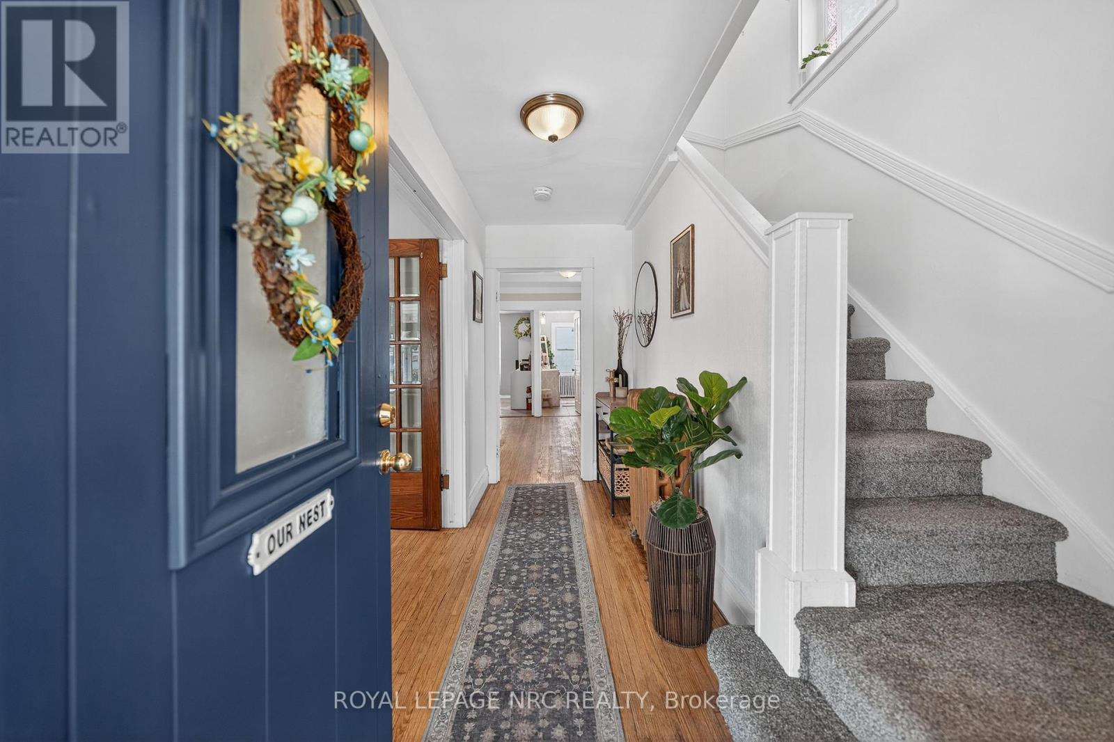 












23 PINECREST AVENUE

,
St. Catharines (Burleigh Hill),




Ontario
L2T1C6

