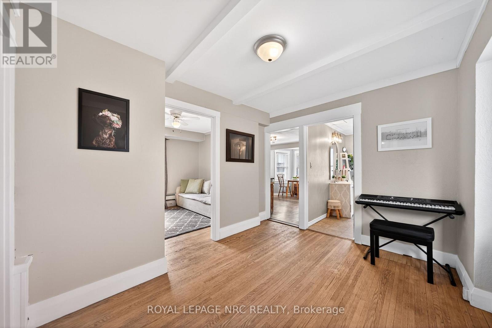 












23 PINECREST AVENUE

,
St. Catharines (Burleigh Hill),




Ontario
L2T1C6

