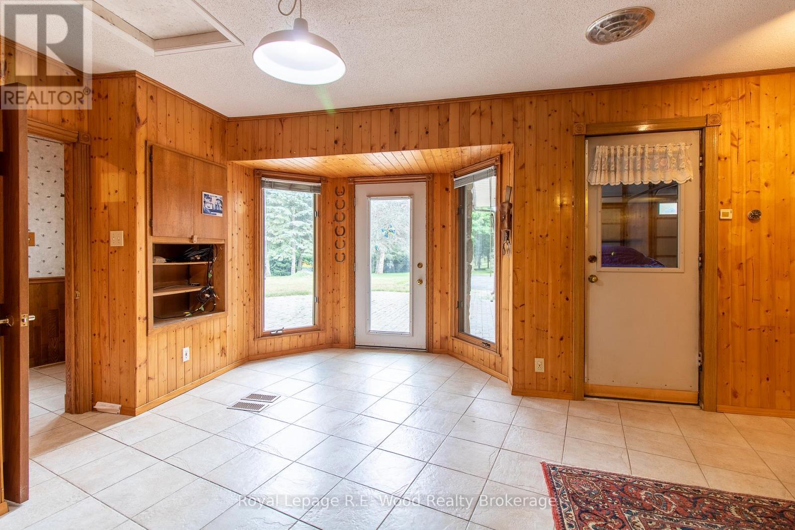 












4974 MARION STREET

,
Thames Centre,




Ontario
N0L1G4

