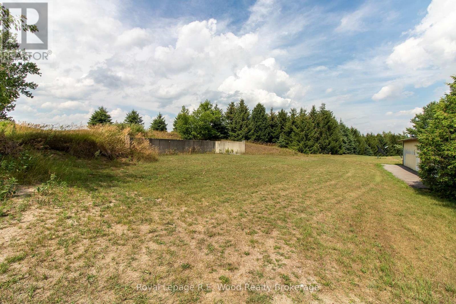 












4974 MARION STREET

,
Thames Centre,




Ontario
N0L1G4

