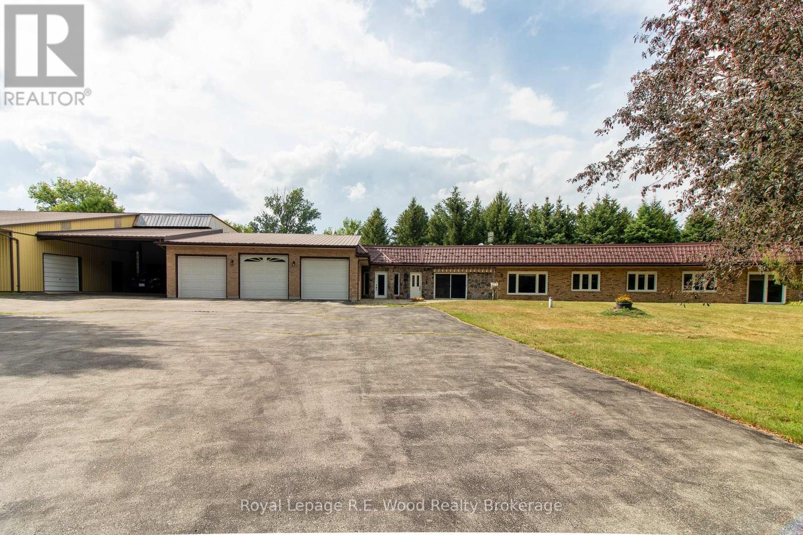 












4974 MARION STREET

,
Thames Centre,




Ontario
N0L1G4

