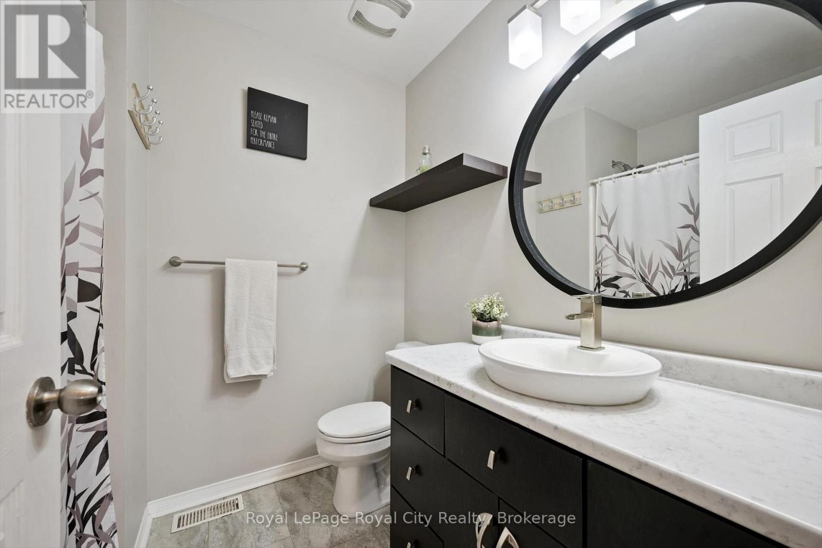 












119 MEADOWRIDGE DRIVE

,
St. Marys,




Ontario
N4X1E7

