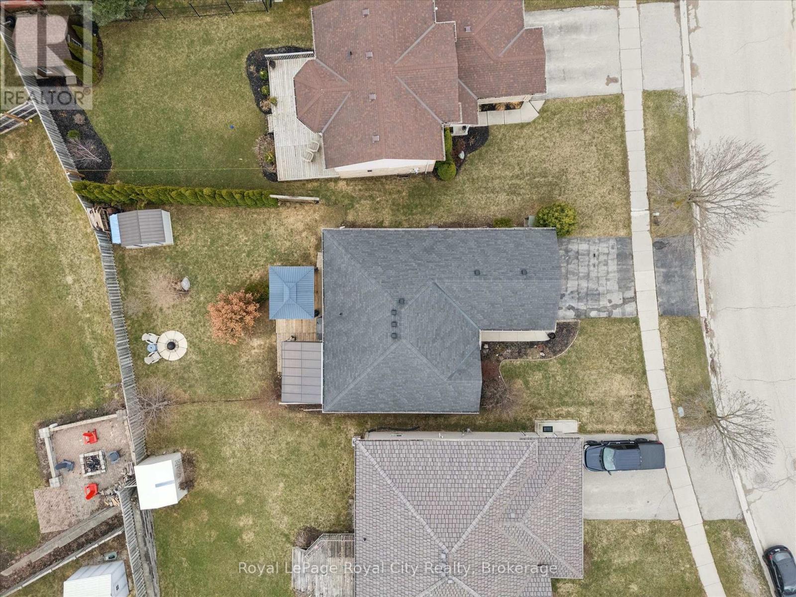 












119 MEADOWRIDGE DRIVE

,
St. Marys,




Ontario
N4X1E7

