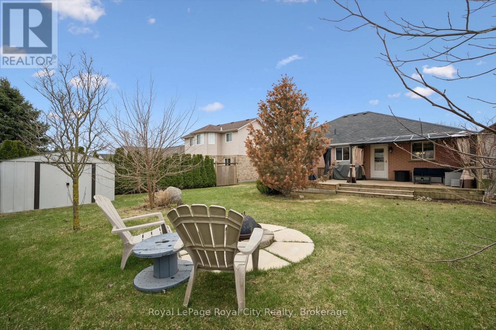 












119 MEADOWRIDGE DRIVE

,
St. Marys,




Ontario
N4X1E7

