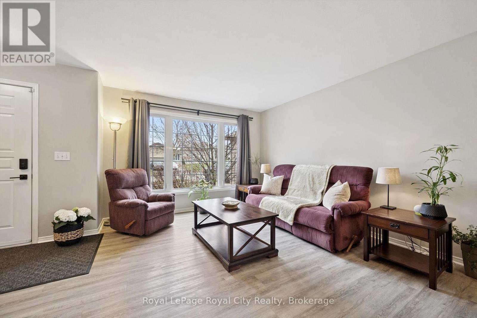 












119 MEADOWRIDGE DRIVE

,
St. Marys,




Ontario
N4X1E7

