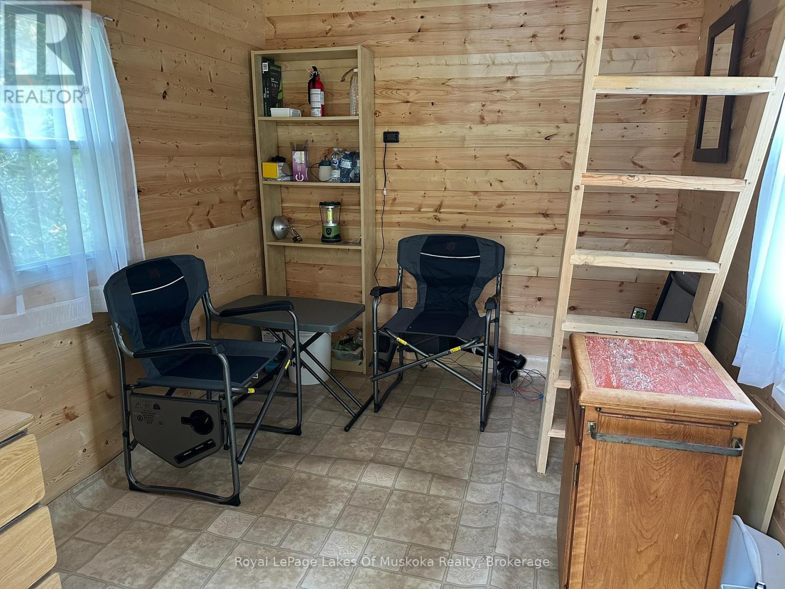 












77 GRINDSTONE ROAD

,
Magnetawan,




Ontario
P0A1Z0

