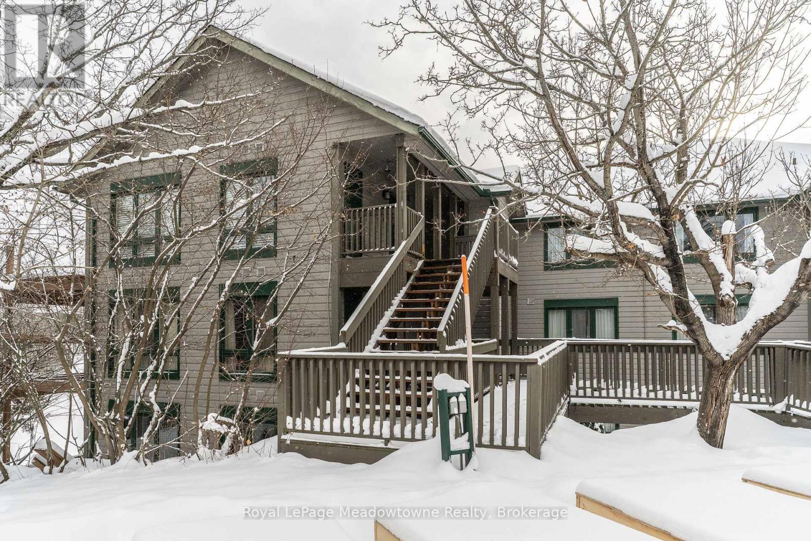 












301 - 34 DEERHURST GREENS ROAD

,
Huntsville (Chaffey),




Ontario
P1H1A9


