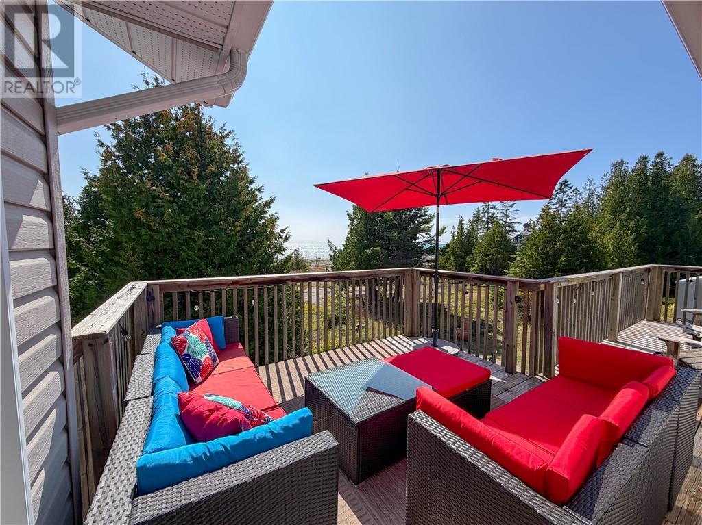 












619 Lake Huron Drive

,
Spring Bay, Manitoulin Island,




Ontario
P0P2B0

