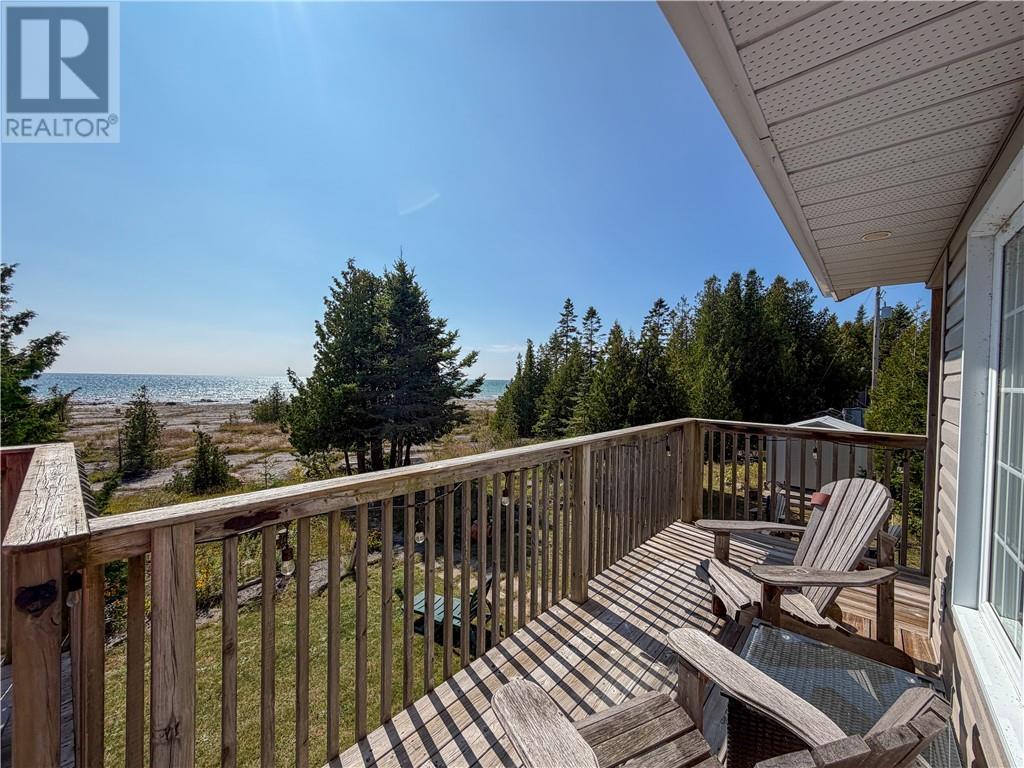 












619 Lake Huron Drive

,
Spring Bay, Manitoulin Island,




Ontario
P0P2B0

