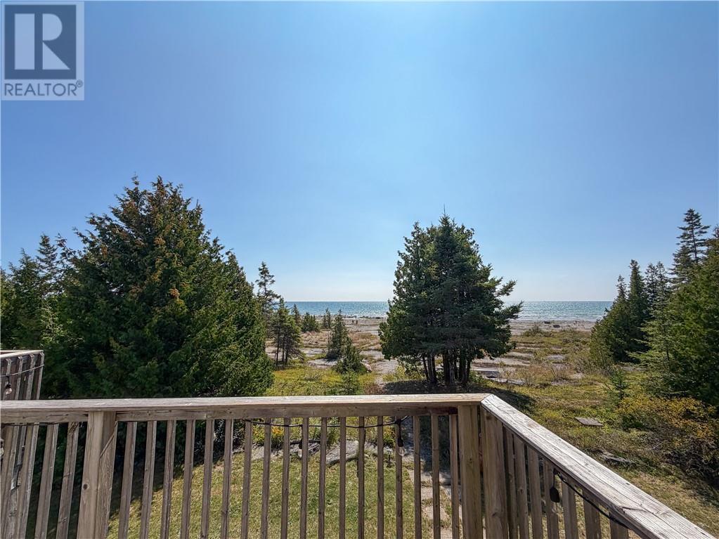 












619 Lake Huron Drive

,
Spring Bay, Manitoulin Island,




Ontario
P0P2B0

