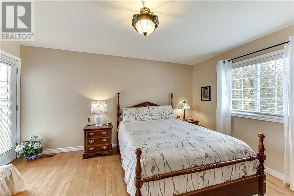 












619 Lake Huron Drive

,
Spring Bay, Manitoulin Island,




Ontario
P0P2B0


