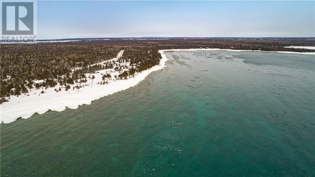 












619 Lake Huron Drive

,
Spring Bay, Manitoulin Island,




Ontario
P0P2B0

