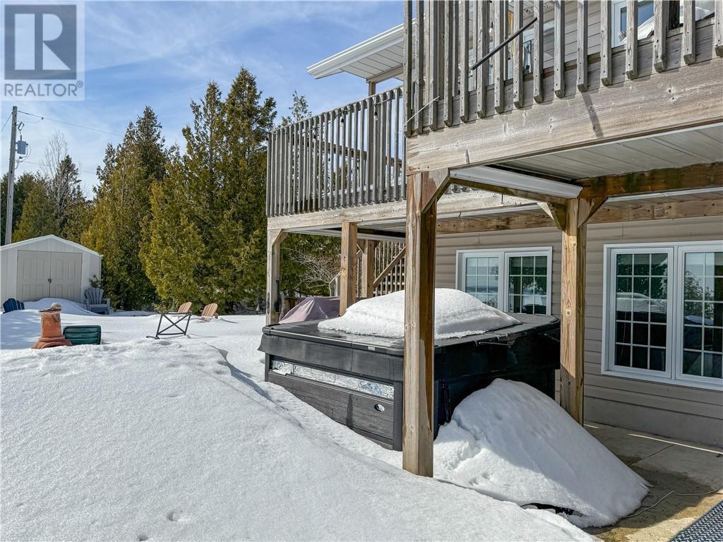 












619 Lake Huron Drive

,
Spring Bay, Manitoulin Island,




Ontario
P0P2B0

