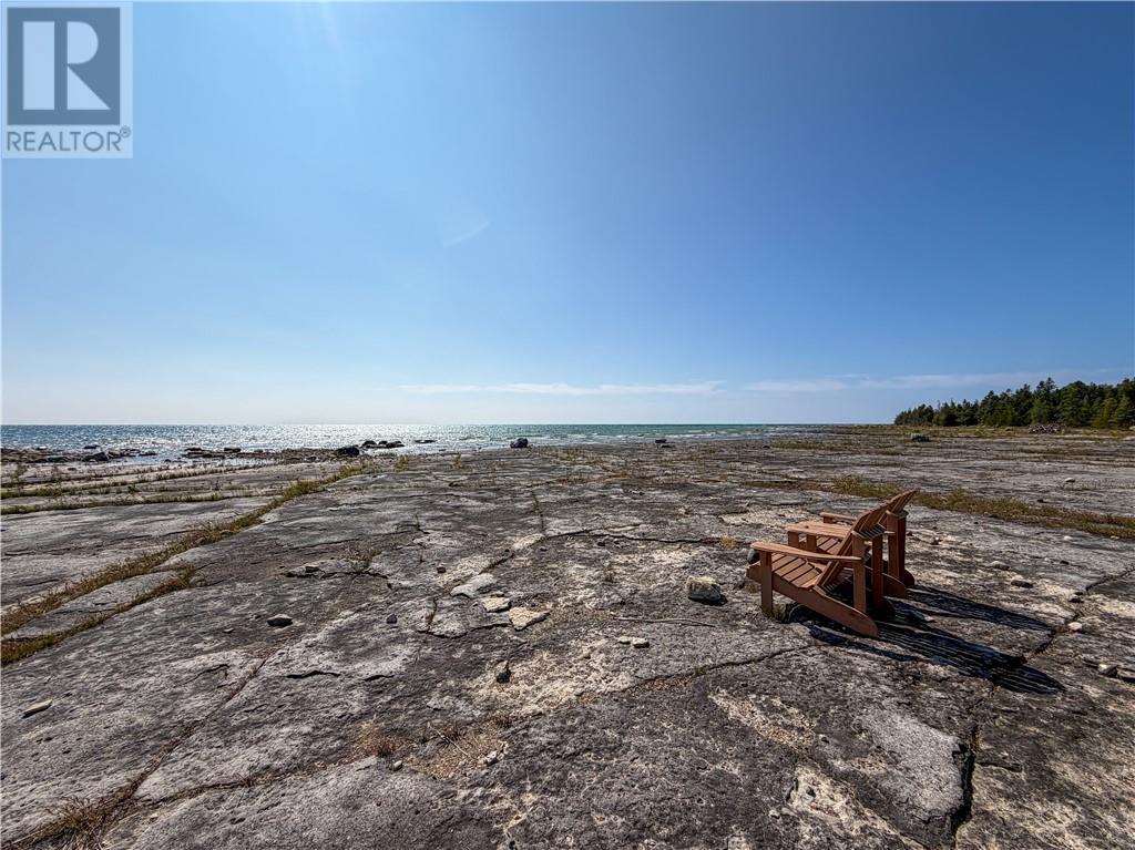 












619 Lake Huron Drive

,
Spring Bay, Manitoulin Island,




Ontario
P0P2B0

