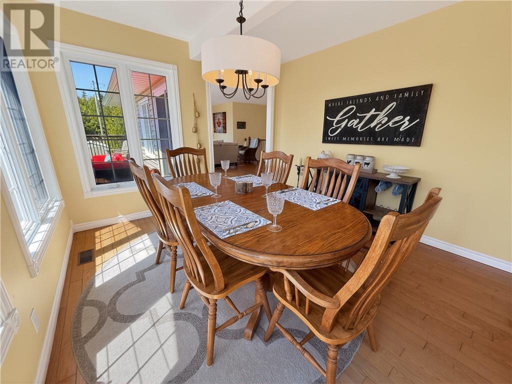 












619 Lake Huron Drive

,
Spring Bay, Manitoulin Island,




Ontario
P0P2B0

